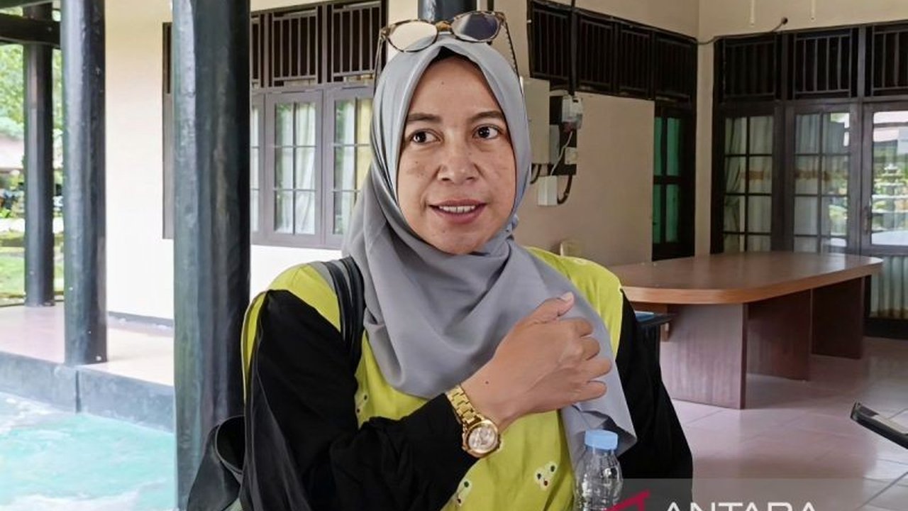 Pemerintah Kabupaten Kotawaringin Timur memberlakukan kebijakan pembatasan gawai di sekolah untuk PAUD, SD, dan SMP, bertujuan meningkatkan disiplin serta mengoptimalkan pemanfaatan teknologi secara bertanggung jawab.