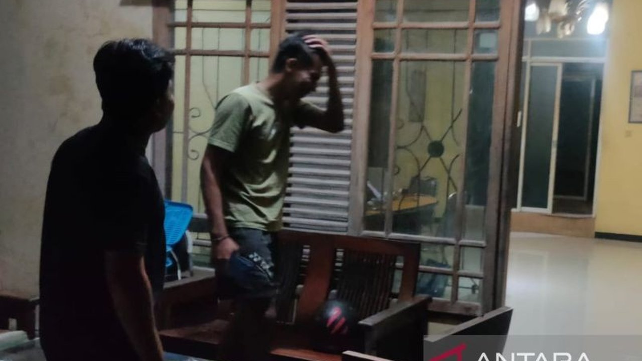 BPBD Cianjur bergerak cepat mendata potensi kerusakan setelah gempa magnitudo 5,4 berpusat di Sukabumi guncang wilayah Cianjur. Simak selengkapnya dampak gempa Sukabumi dan imbauan penting bagi warga.