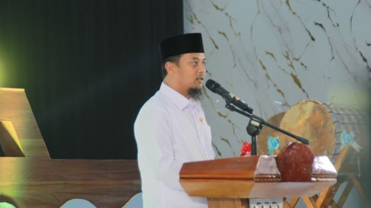 Gubernur Sulawesi Selatan, Andi Sudirman Sulaiman, memastikan aspirasi pembentukan Daerah Otonomi Baru (DOB) Luwu Raya telah disampaikan langsung kepada DPR RI, meskipun pemerintah pusat masih memberlakukan moratorium pemekaran daerah.