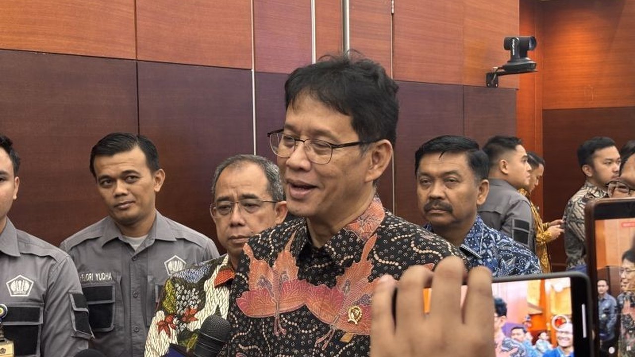 Pemerintah Indonesia telah memfinalisasi strategi untuk menyelesaikan utang proyek Kereta Cepat Whoosh, langkah krusial untuk pengembangan infrastruktur lebih lanjut. Keputusan ini penting untuk masa depan transportasi cepat di Indonesia.