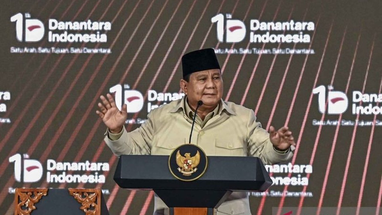 Genap satu tahun, Badan Pengelola Investasi Daya Anagata Nusantara atau Danantara menjadi sorotan. Sejauh mana lembaga investasi negara ini mampu menata masa depan ekonomi Indonesia yang berkelanjutan?