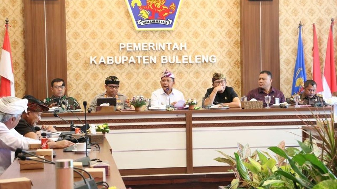 Pemerintah Kabupaten Buleleng menegaskan komitmennya untuk menjaga kondusifitas Nyepi dan Idul Fitri 2026, memastikan masyarakat dapat beribadah dengan aman dan nyaman melalui koordinasi lintas instansi.