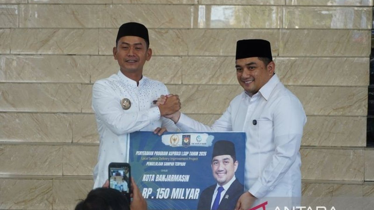 Kota Banjarmasin menerima Program LSDP senilai Rp150 miliar dari DPR RI, didukung Bank Dunia, untuk memperkuat sistem pengelolaan sampah terpadu dan menciptakan nilai ekonomi dari limbah.