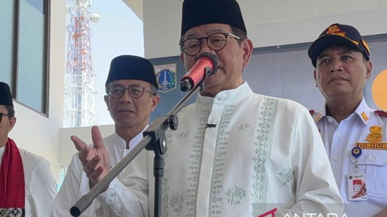 Gubernur DKJ Jakarta Pramono Anung Wibowo meluruskan pemahaman tentang Program Mudik ke Jakarta, menegaskan bahwa inisiatif ini ditujukan bagi warga yang tetap berada di ibu kota selama Lebaran 2026.