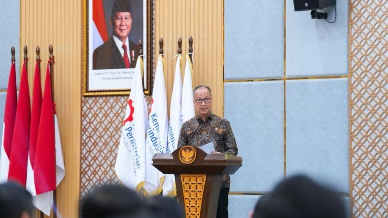 Menteri Perindustrian Agus Gumiwang Kartasasmita menegaskan Indonesia memiliki potensi strategis untuk menjadi pusat industri modest fashion dunia, didukung ekosistem kuat dan pasar global yang besar.