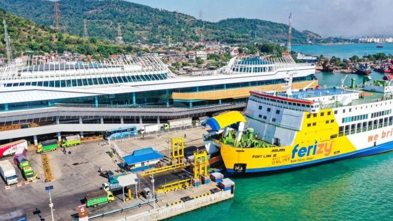 Kementerian Pekerjaan Umum dan Perumahan Rakyat (KemenPUPR) memastikan kesiapan infrastruktur jalan nasional di Provinsi Banten untuk arus mudik Lebaran 2026, khususnya menuju Pelabuhan Merak, demi perjalanan yang aman dan nyaman.