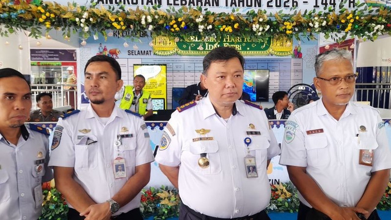 Bandara Djalaluddin Gorontalo telah mempersiapkan posko terpadu serta diskon tiket istimewa untuk memastikan kelancaran dan keselamatan pemudik selama periode Mudik Lebaran 2026, sekaligus meringankan beban masyarakat.