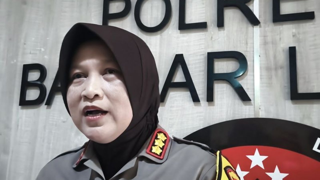 Polda Lampung menyiapkan pengawalan khusus bagi pemudik roda dua dari Pelabuhan Bakauheni. Inisiatif Pengawalan Pemudik Roda Dua Polda Lampung ini bertujuan menjamin keamanan dan kelancaran perjalanan mudik.