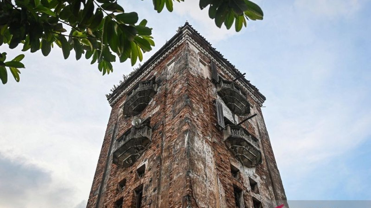 Pemerintah Provinsi DKI Jakarta menambah 16 objek Cagar Budaya baru pada tahun 2025, memperkaya warisan sejarah dan budaya Ibu Kota. Penambahan ini menjadikan total Cagar Budaya DKI Jakarta mencapai 322 objek.