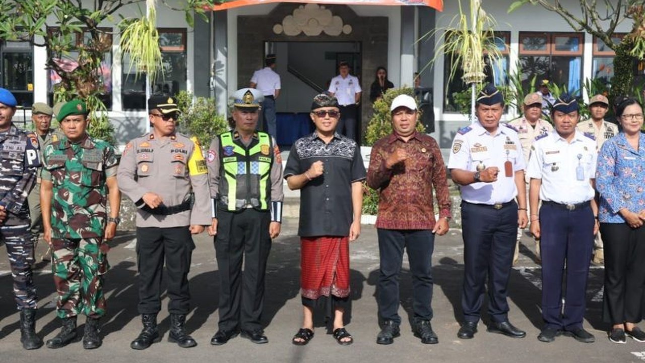 Pemerintah Kota Denpasar mendirikan tiga Posko Mudik Lebaran untuk memastikan kelancaran dan keamanan arus mudik serta balik. Langkah ini mengantisipasi lonjakan pergerakan masyarakat yang berbarengan dengan Hari Raya Nyepi.