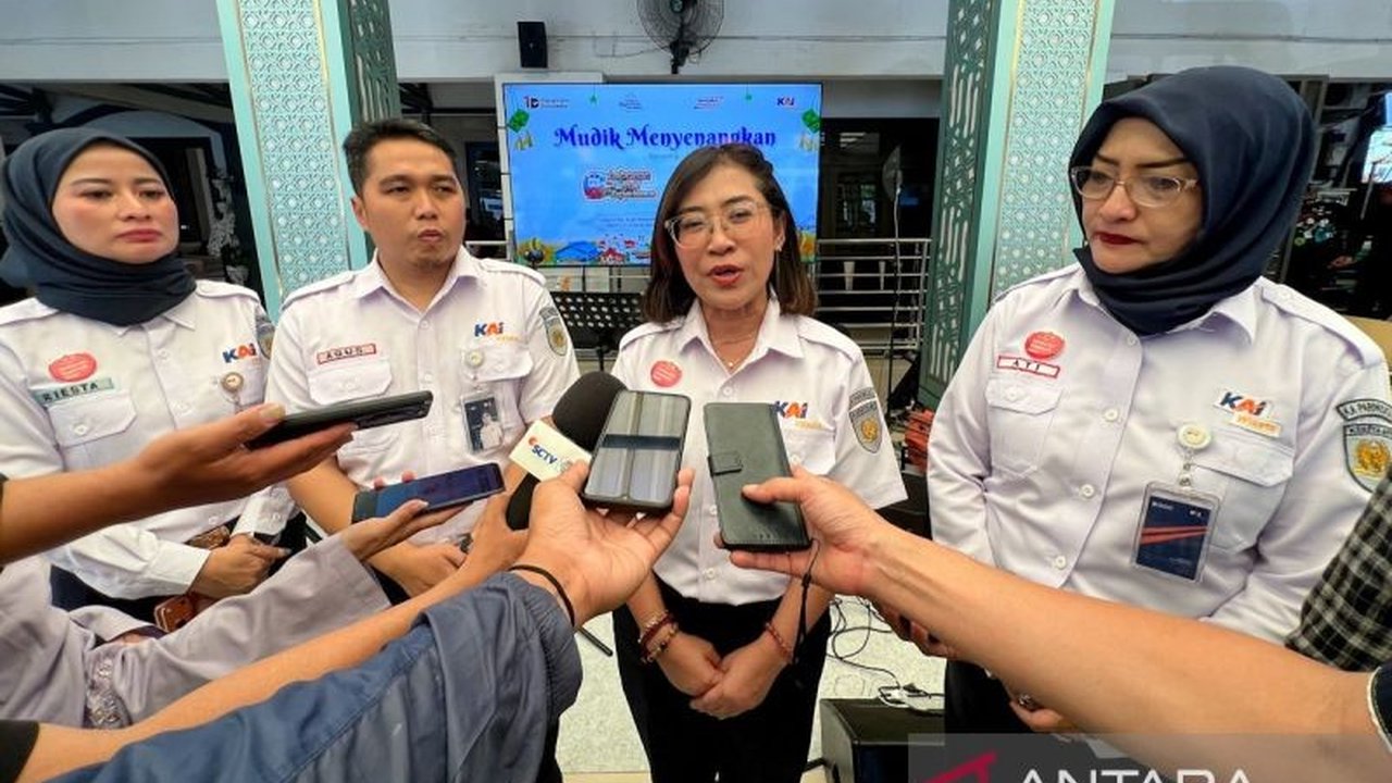 KAI Wisata memastikan seluruh armada dan personel dalam kondisi prima guna menjamin keselamatan serta kenyamanan perjalanan pelanggan selama periode Angkutan Lebaran 2026, dengan fokus pada kelaikan operasional.
