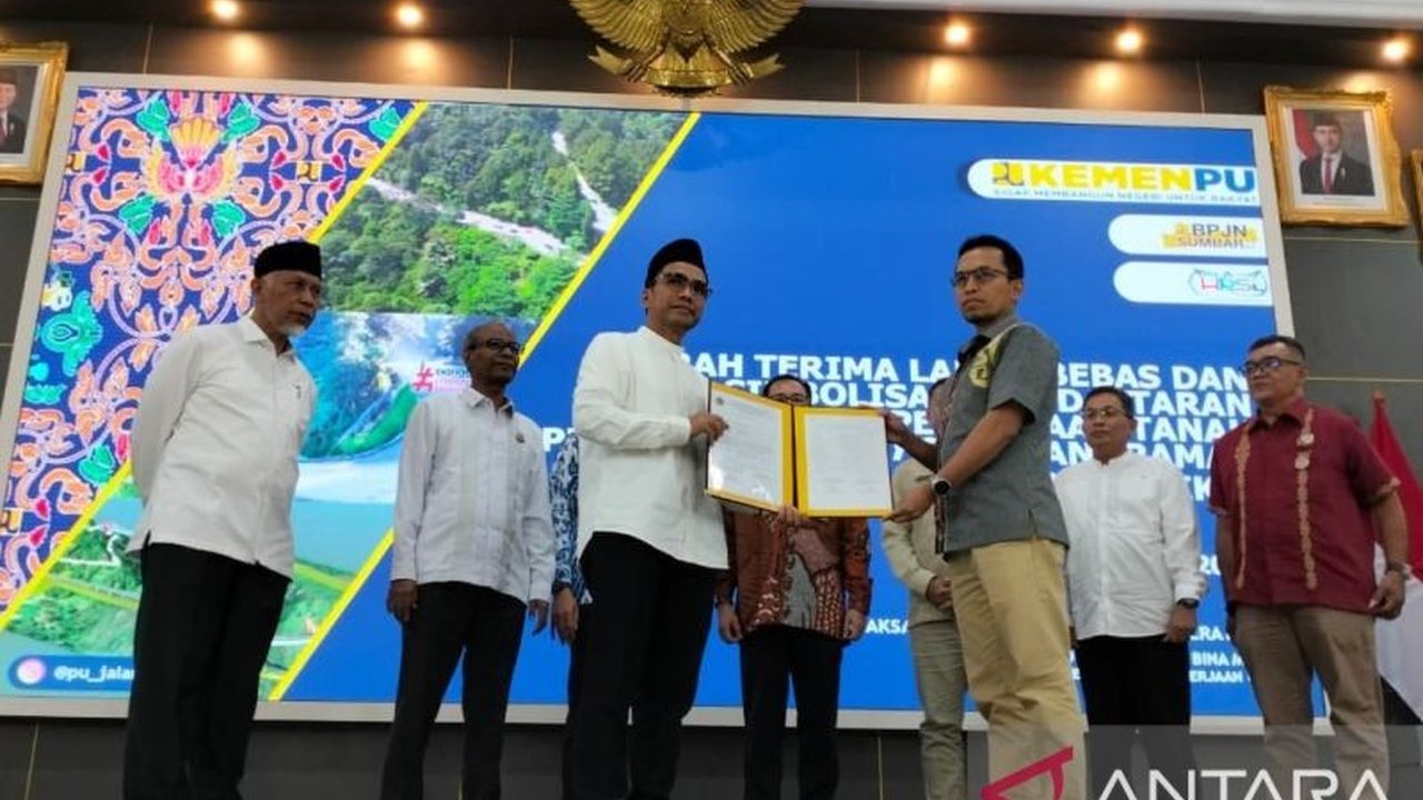 Balai Pelaksanaan Jalan Nasional (BPJN) Sumatera Barat mengambil langkah konsinyasi lahan di pengadilan untuk memastikan kelanjutan Proyek Flyover Sitinjau Lauik di Kota Padang, mengatasi sengketa kepemilikan tanah dan mempercepat pembangunan.