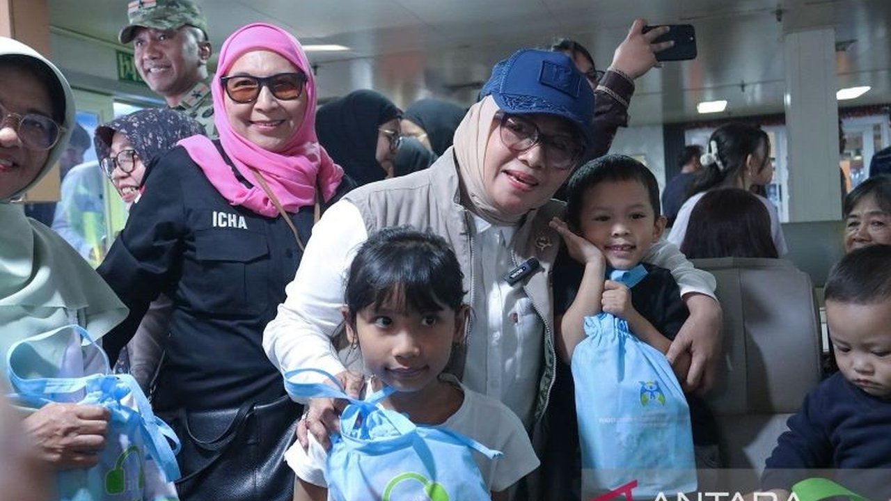 Menteri Pemberdayaan Perempuan dan Perlindungan Anak (PPPA) Arifah Fauzi menyoroti urgensi Layanan Mudik Ramah Perempuan dan Anak demi perjalanan Lebaran 2026 yang aman dan nyaman, serta bebas kekerasan.