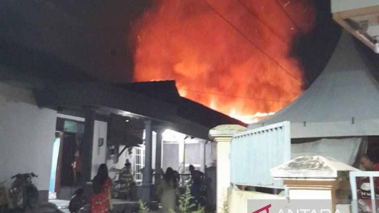 Menjelang libur panjang, Disdamkar Samarinda mengingatkan pentingnya pencegahan kebakaran mudik, terutama terkait instalasi listrik dan gas, demi menjaga keamanan rumah yang ditinggal kosong.
