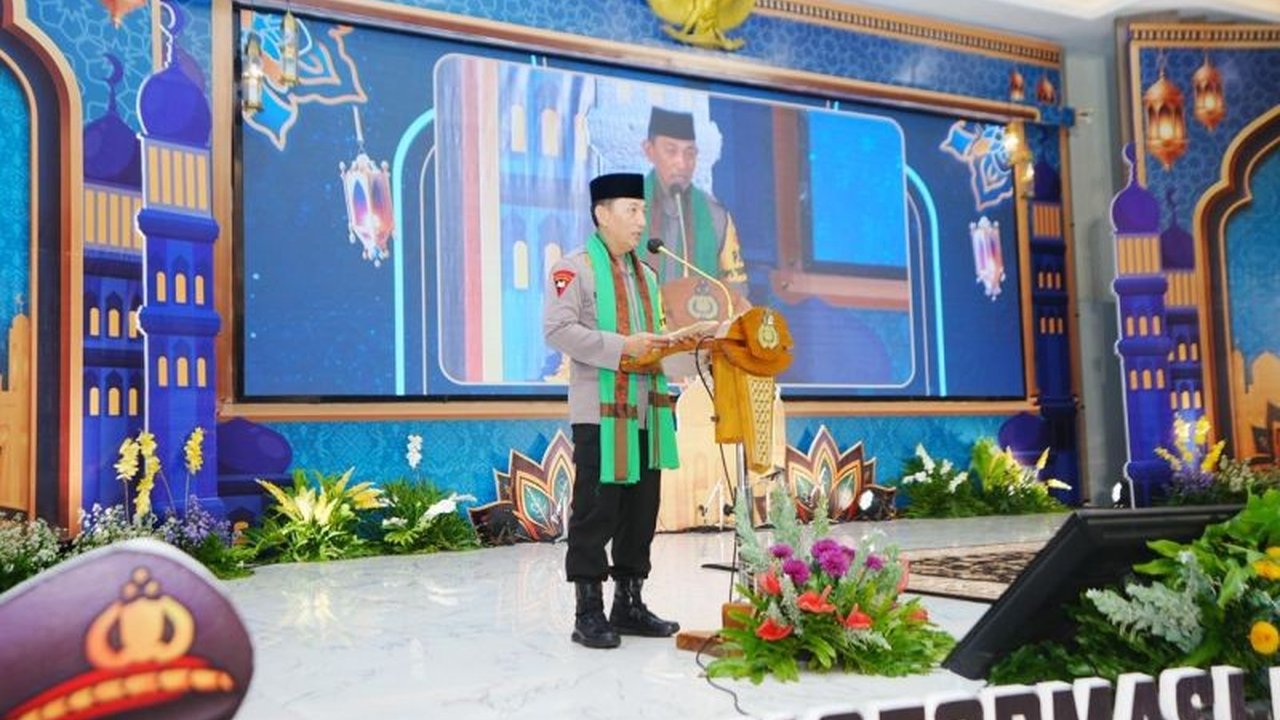 Kapolri Jenderal Listyo Sigit Prabowo menyerukan seluruh elemen bangsa untuk bersatu menjaga kamtibmas demi stabilitas nasional dan mendukung program Presiden Prabowo Subianto, sebagai kunci utama pertumbuhan ekonomi dan visi Indonesia Emas 2045.