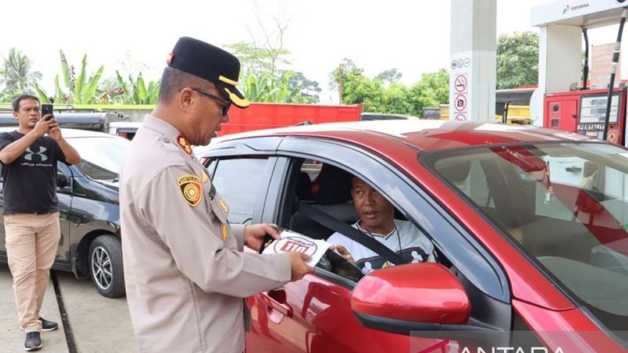 Polres Rejang Lebong mendirikan lima Pos Pengamanan Lebaran dan Pos Pelayanan untuk pemudik di jalur lintas Bengkulu-Sumatera Selatan. Manfaatkan fasilitas ini untuk istirahat dan keamanan.