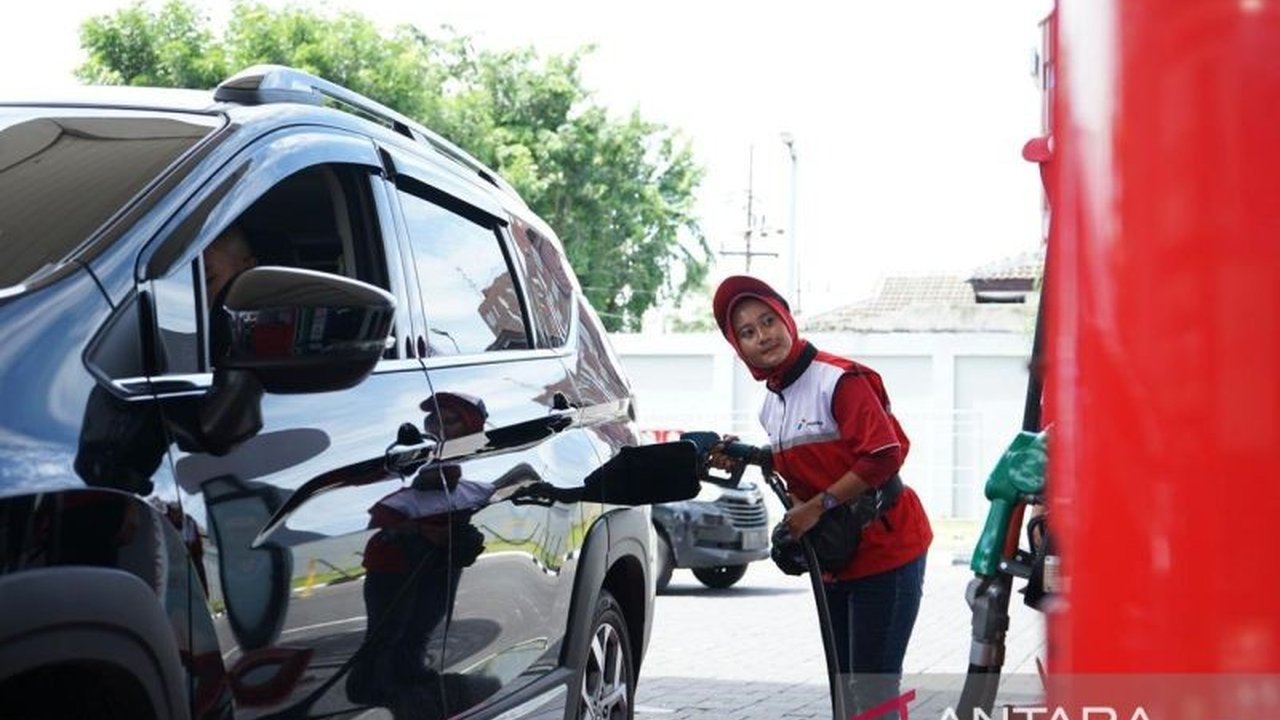 Bank Indonesia (BI) mencatat perlambatan Perilaku Konsumen Bali dalam pembelian barang elektronik menjelang Nyepi dan Idul Fitri, namun optimisme tetap tinggi.