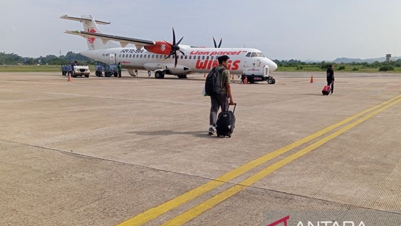 PT Angkasa Pura Indonesia memproyeksikan lebih dari 313 ribu pemudik akan melintasi Bandara Balikpapan selama Lebaran 2026, menandakan kenaikan signifikan dari tahun sebelumnya dan menunjukkan pemulihan pascapandemi.