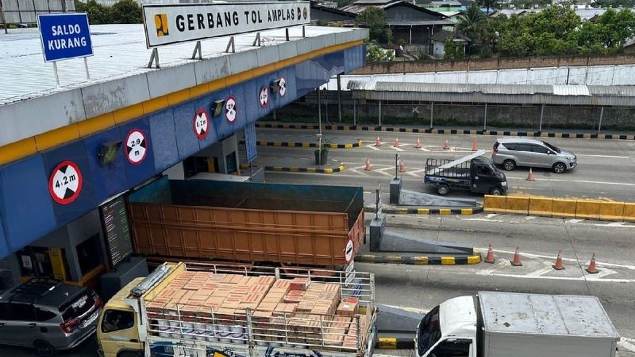 Jasamarga Nusantara Tollroad Regional Division (JNT) memperkirakan puncak arus mudik Tol Belmera pada 17 Maret 2026 dengan lonjakan 11,18% kendaraan. Ketahui persiapan dan imbauan penting!
