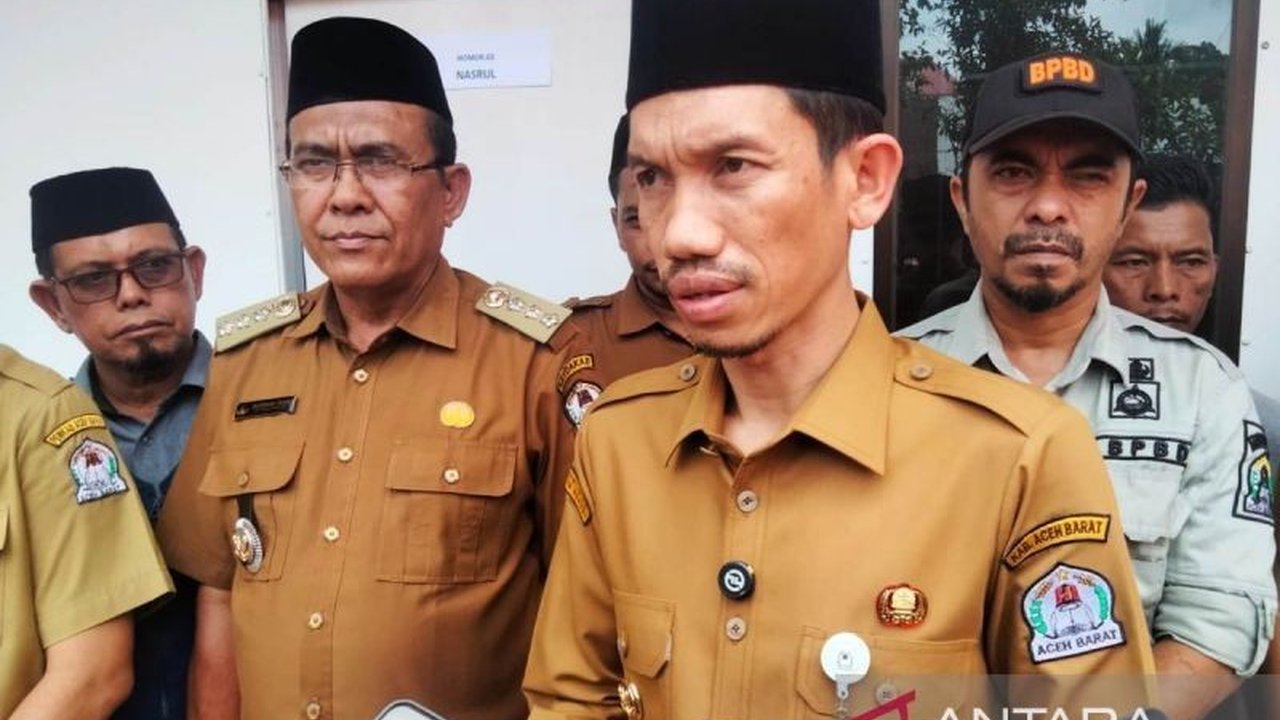 Pemerintah Kabupaten Aceh Barat mengajukan usulan anggaran sebesar Rp200 miliar kepada pemerintah pusat. Dana ini krusial untuk percepatan Pemulihan Infrastruktur Aceh Barat pascabencana alam yang melanda wilayah tersebut.