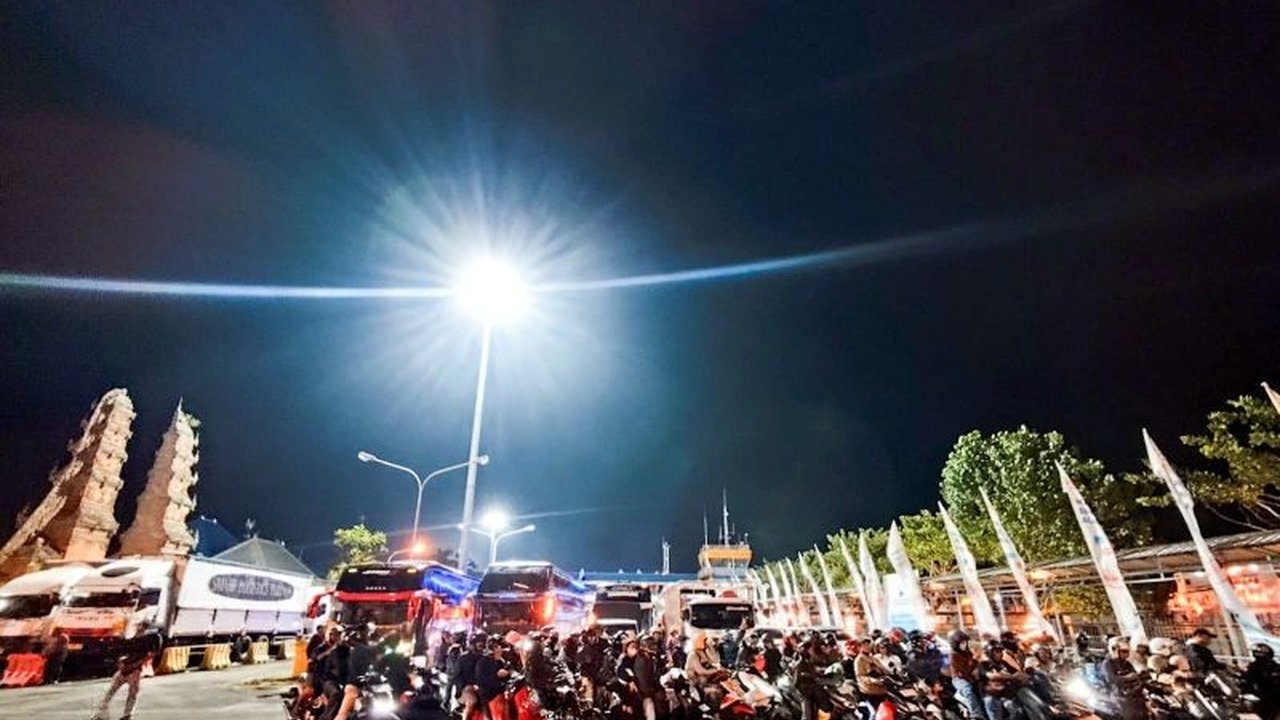 Pelabuhan Ketapang memberlakukan pola Tiba Bongkar Berangkat (TBB) di Dermaga III mulai 15 Maret 2026 untuk mengurai kepadatan pemudik menjelang Hari Raya Nyepi.