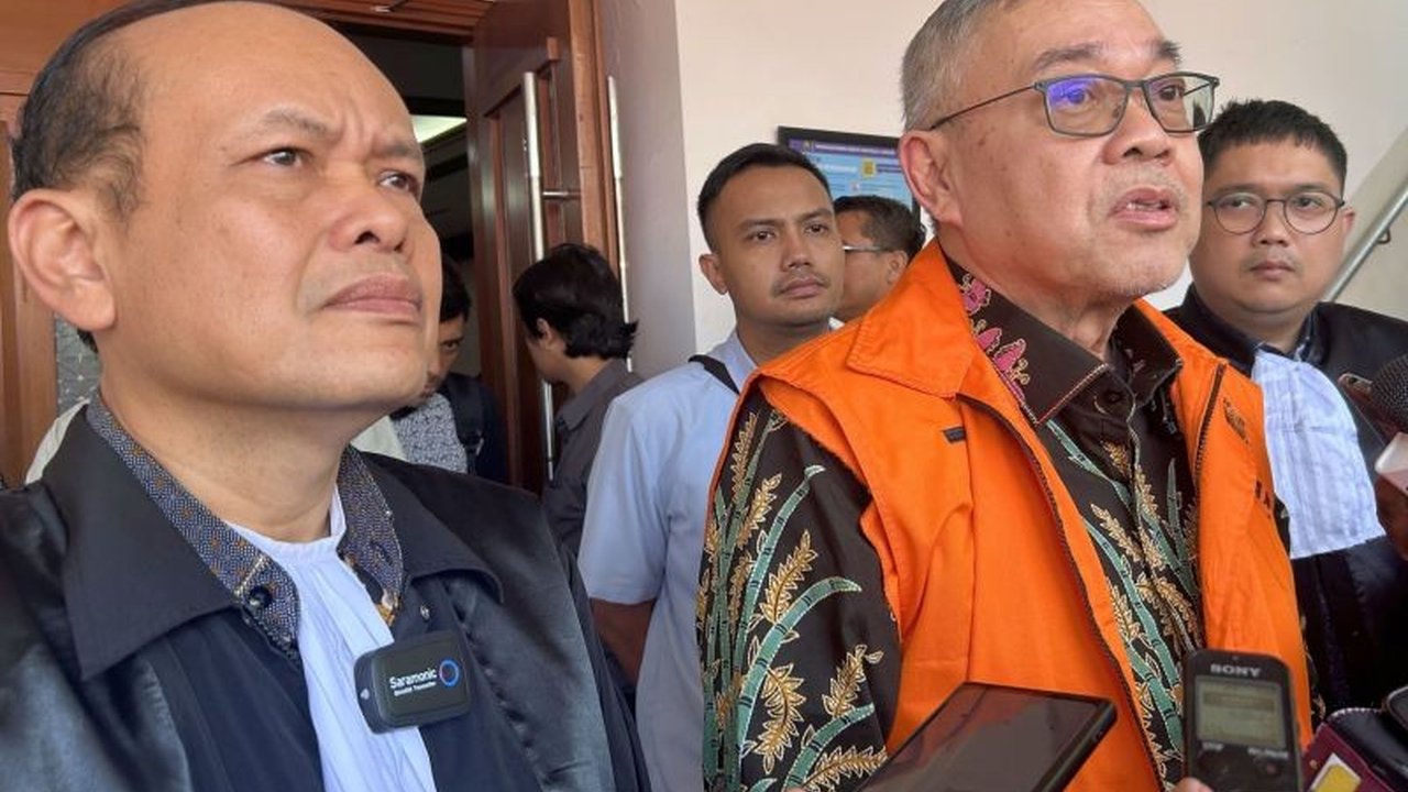 Eks Direktur Gas Pertamina Hari Karyuliarto menyatakan kebijakan pengadaan LNG Pertamina tidak menyalahi aturan, diperkuat keterangan ahli yang menyebut negosiasi langsung sah dan tidak butuh izin khusus.
