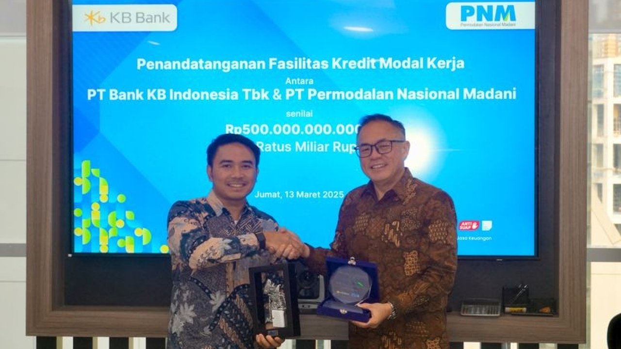 KB Bank menyalurkan pembiayaan senilai Rp500 miliar kepada PNM untuk memperluas akses modal usaha mikro dan ultra mikro di Indonesia, sekaligus memperkuat komitmen ESG dan inklusi keuangan.