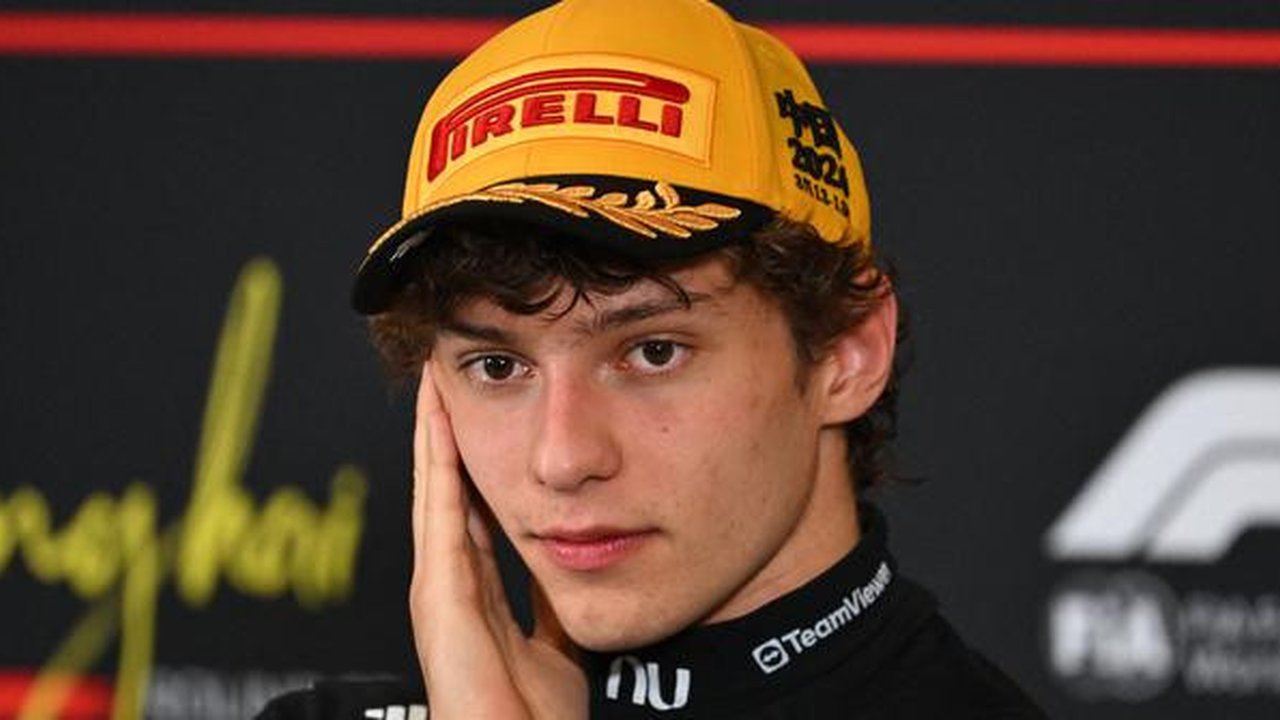 Kimi Antonelli masih 19 tahun tapi sudah memenangkan balapan F1. (Jade GAO / AFP)