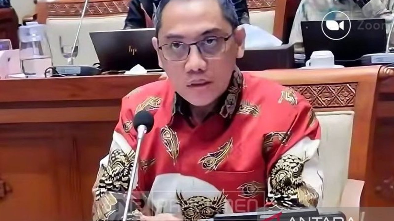 Platform X resmi menetapkan batas usia minimum pengguna di Indonesia menjadi 16 tahun sebagai respons terhadap PP Tunas, demi menciptakan ruang digital yang aman bagi anak.