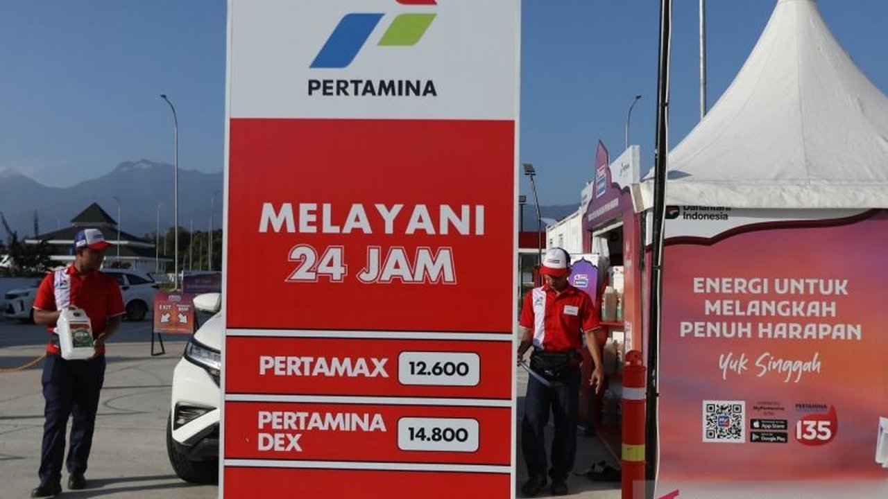 Badan Perlindungan Konsumen Nasional (BPKN) mengimbau masyarakat untuk tidak melakukan panic buying BBM menjelang Lebaran karena dapat mengganggu stabilitas pasokan di tengah ketidakpastian global.