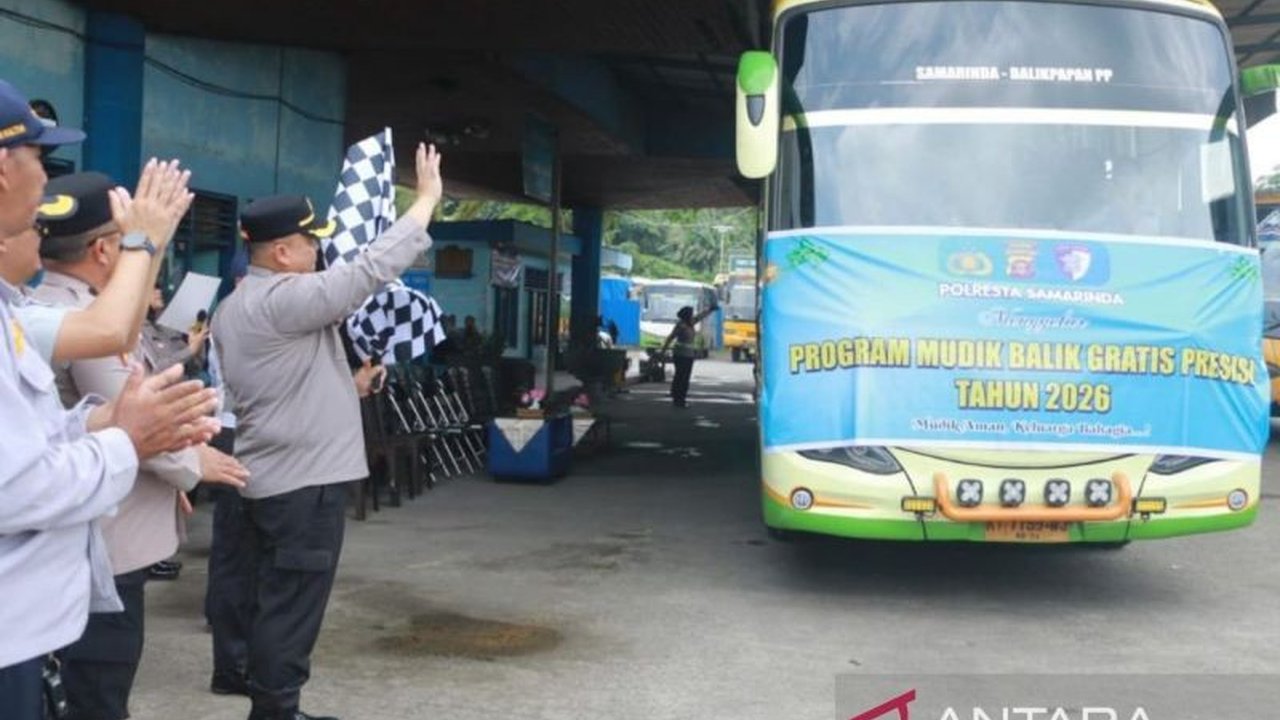 Polresta Samarinda menyelenggarakan program mudik gratis bagi 152 penumpang menjelang Idul Fitri 1447 H, sebagai upaya meringankan beban masyarakat dan memastikan keamanan perjalanan mereka.