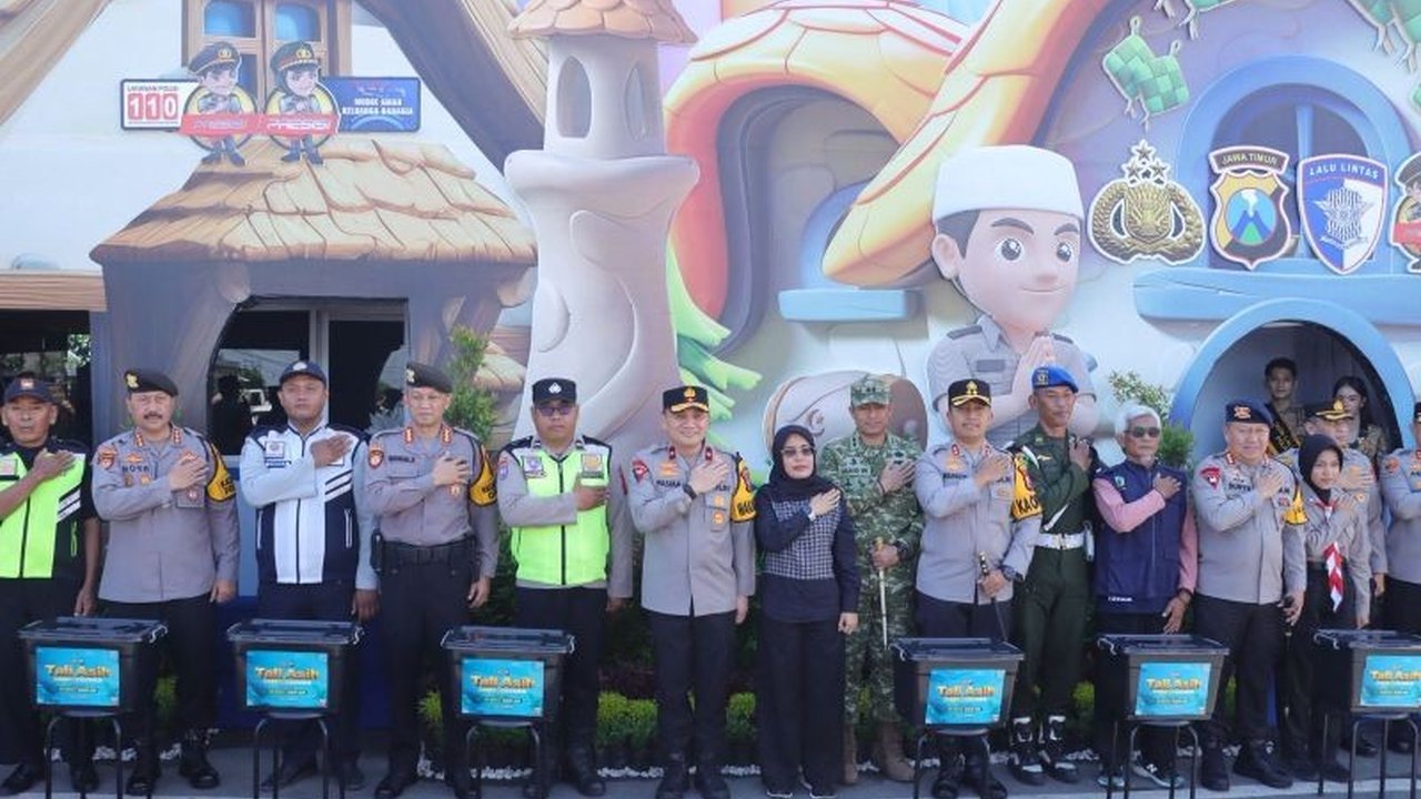 Polres Kediri mengimbau pemudik untuk tidak memaksakan diri saat perjalanan mudik Lebaran 2026. Berbagai fasilitas lengkap disiapkan di pos pelayanan terpadu untuk kenyamanan dan keselamatan pemudik.
