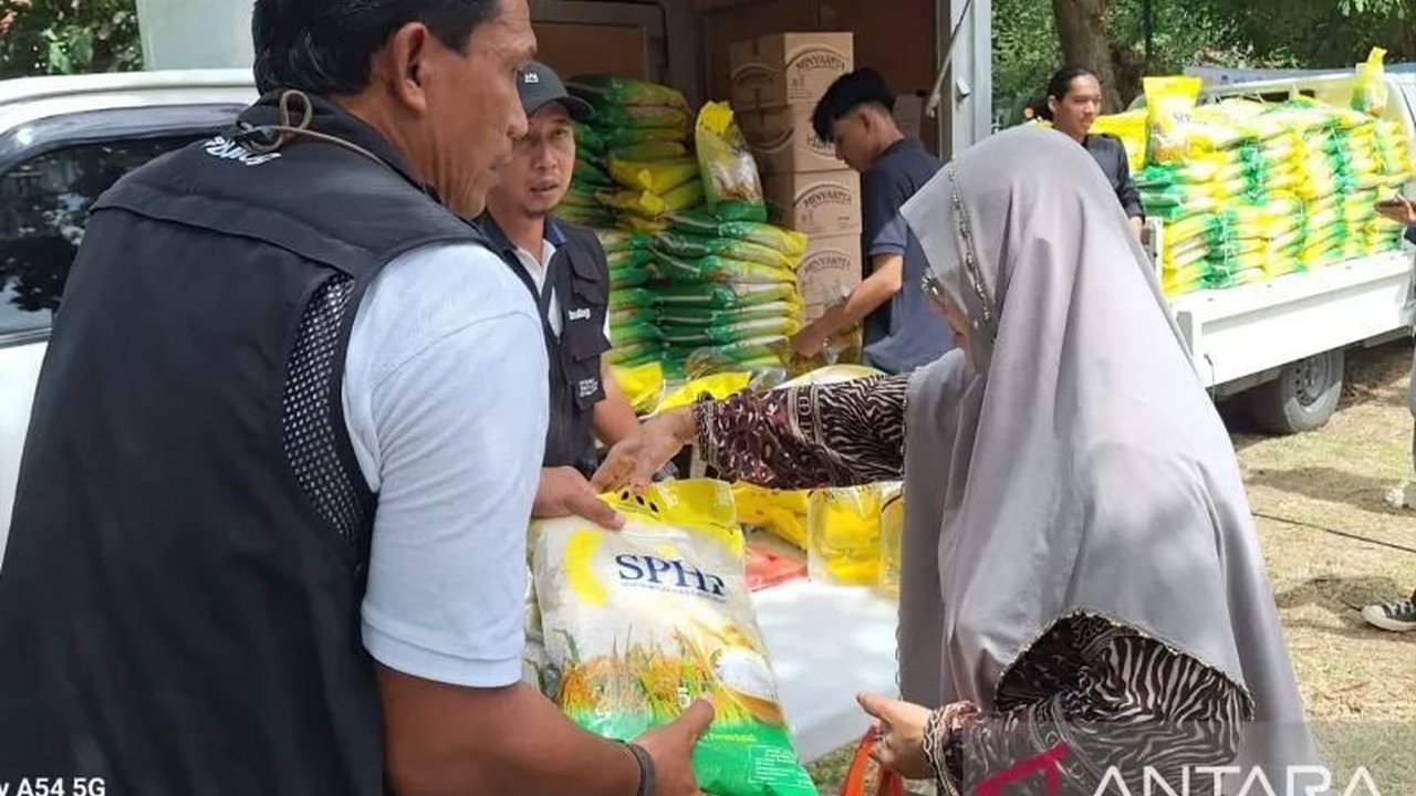 Perum Bulog Aceh memastikan Pasokan Beras SPHP Bulog Aceh aman menjelang Lebaran 1447 H dengan menyalurkan 125 ton untuk stabilisasi harga dan memenuhi kebutuhan masyarakat.