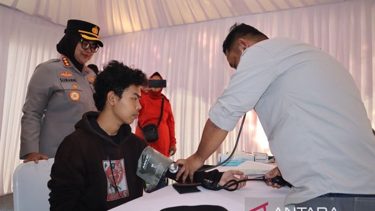 Pemerintah Kabupaten Bekasi dan Polres Metro Bekasi mengimbau pemudik Lebaran 2026 memanfaatkan Posko Mudik Bekasi yang tersebar di jalur lintasan. Posko ini menyediakan berbagai fasilitas lengkap demi keselamatan dan kenyamanan perjalanan.