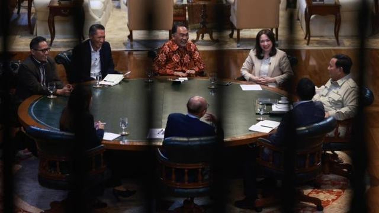 Prabowo mengundang sejumlah jurnalis, pengamat, dan pakar berdiskusi