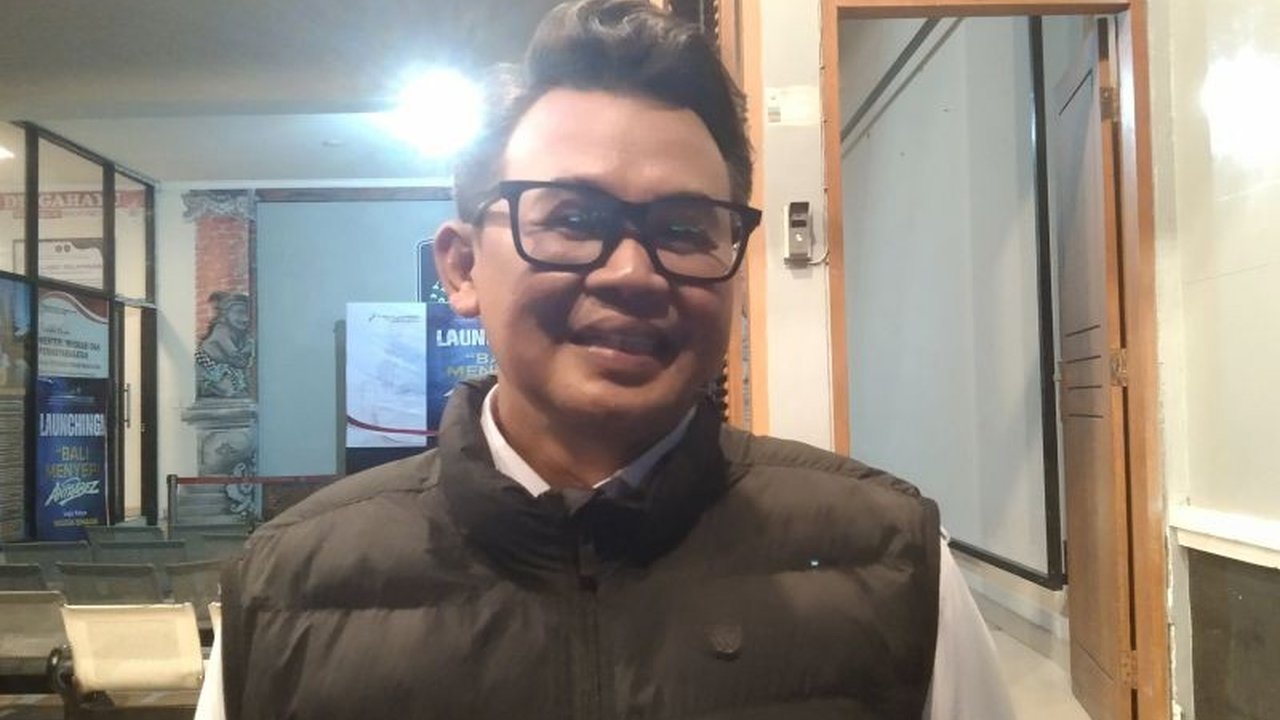 Kantor Wilayah Direktorat Jenderal Pemasyarakatan (Ditjenpas) Bali menyerahkan Remisi Nyepi kepada 1.089 narapidana di Pulau Dewata, di mana dua di antaranya langsung bebas.