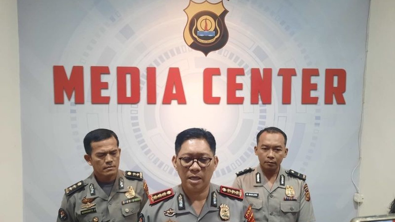 Polda Jambi siagakan personel untuk antisipasi kemacetan dan gangguan kamtibmas pada malam takbiran Idul Fitri 2026, mengimbau masyarakat merayakan secara khidmat di masjid.