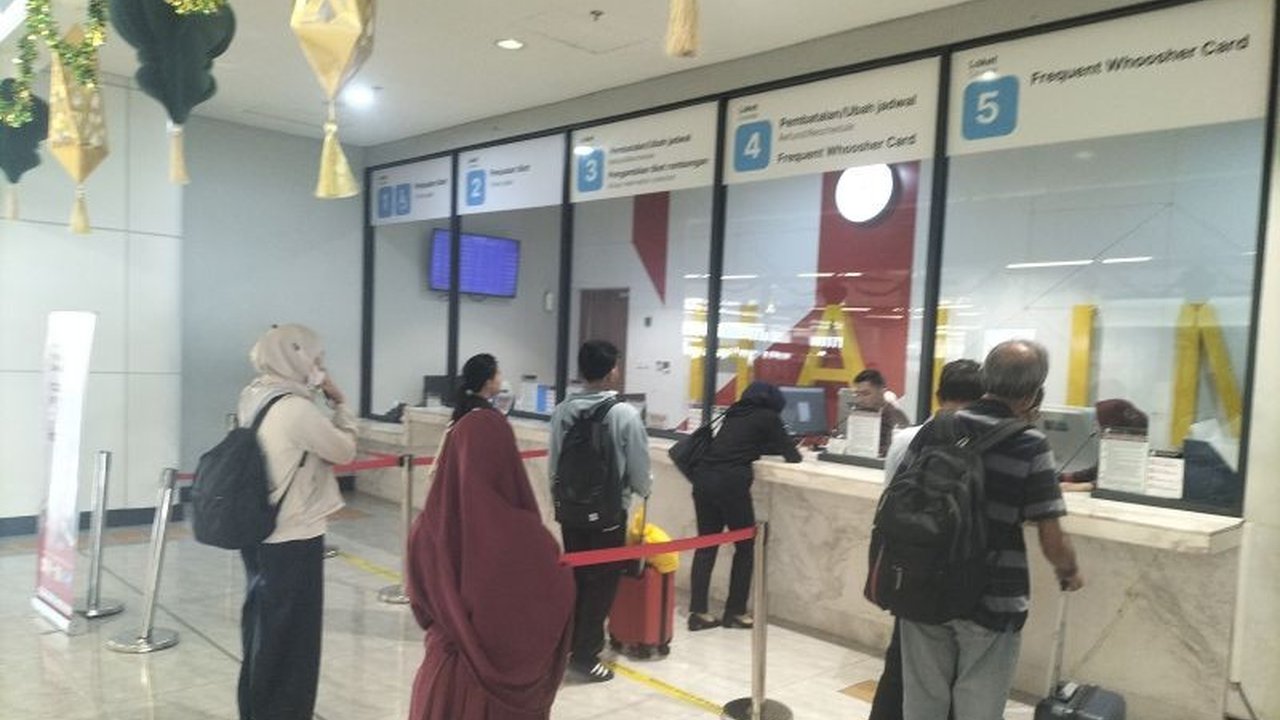 PT KCIC menghadirkan program Diskon Tiket Whoosh Lebaran dengan potongan harga hingga Rp100.000 melalui mitra penjualan, menjadikan perjalanan mudik lebih terjangkau dan fleksibel bagi masyarakat.