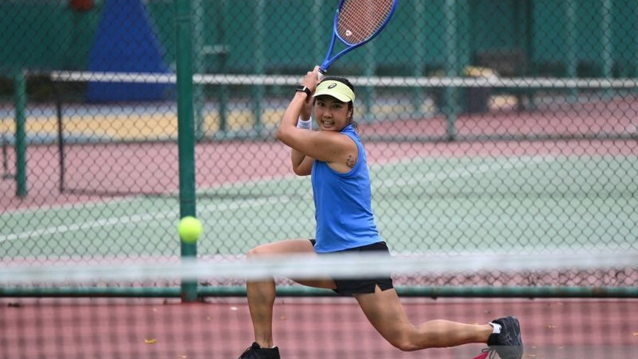 Petenis ganda putri Indonesia, Aldila Sutjiadi, harus beradaptasi cepat dengan pasangan baru, Ingrid Neel, jelang Miami Open 2026 setelah partner awal cedera dan siap menghadapi putaran 32 besar.