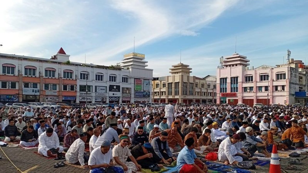 Ketua Pimpinan Wilayah Muhammadiyah Sulawesi Utara menegaskan bahwa perbedaan penetapan Idul Fitri Muhammadiyah dan pemerintah harus menjadi momentum untuk memperkuat ukhuwah islamiyah, bukan perpecahan.