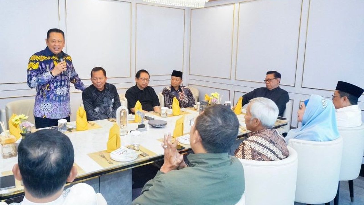 Anggota DPR RI Bambang Soesatyo menilai usulan menjadikan KPU sebagai cabang kekuasaan keempat menarik secara akademik, namun memerlukan kajian mendalam terkait urgensi dan implikasinya pada desain konstitusi negara.
