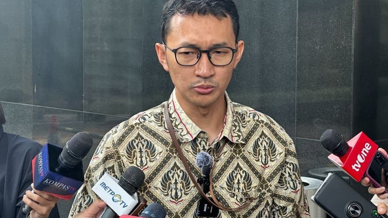 Komisi Pemberantasan Korupsi (KPK) menyoroti **modus korupsi kepala daerah** yang terus berulang setelah 10 operasi tangkap tangan (OTT) sepanjang 2025-2026, menunjukkan rapuhnya integritas individu.