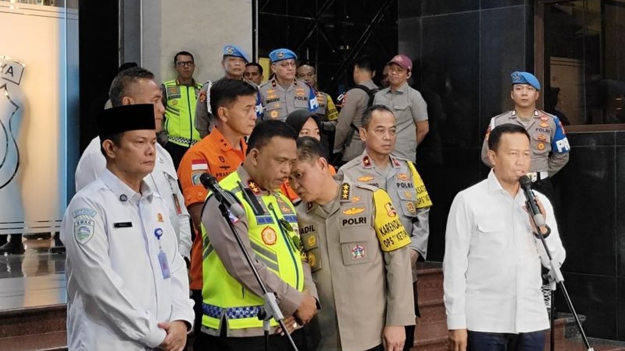 Kementerian Perhubungan mengimbau pemudik untuk melakukan perjalanan arus balik Lebaran 2026 pada tanggal 25-27 Maret demi menghindari kepadatan lalu lintas dan memanfaatkan kebijakan Work From Anywhere (WFA).