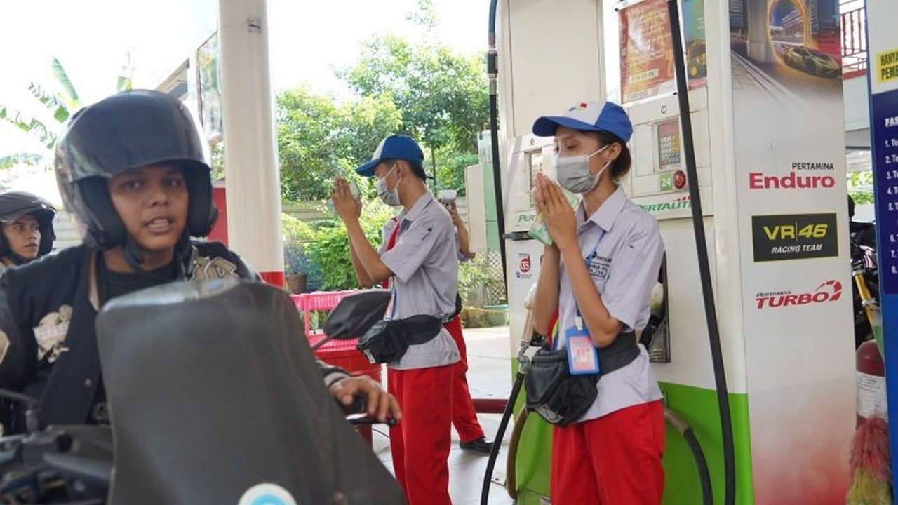 Pertamina Patra Niaga Regional Sumbagut mengoptimalkan infrastruktur energi di Kepri. Ini demi memastikan distribusi BBM dan LPG lancar selama Ramadhan hingga Idul Fitri 2026, penuhi kebutuhan masyarakat.