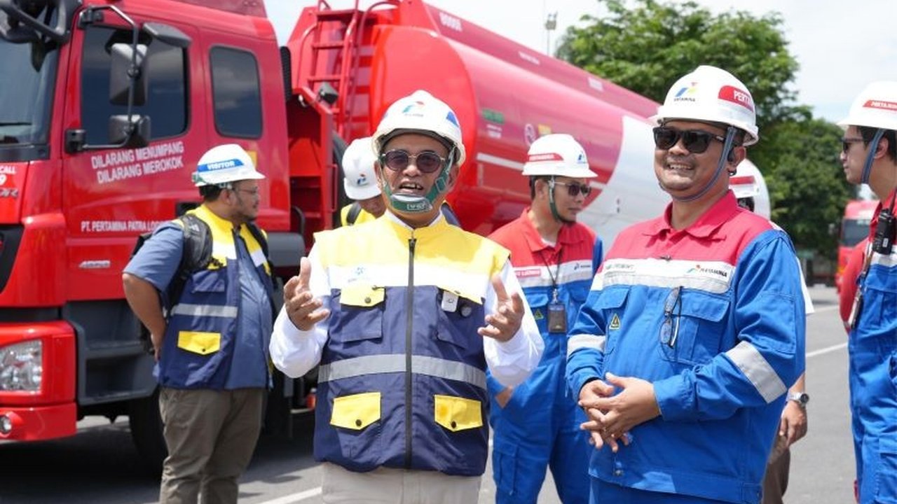 Jelang Hari Raya Idul Fitri 2026, BPH Migas memastikan ketersediaan BBM di wilayah Boyolali dan Solo Raya aman terkendali. Lonjakan konsumsi berhasil diantisipasi, memberikan ketenangan bagi pemudik dan masyarakat.