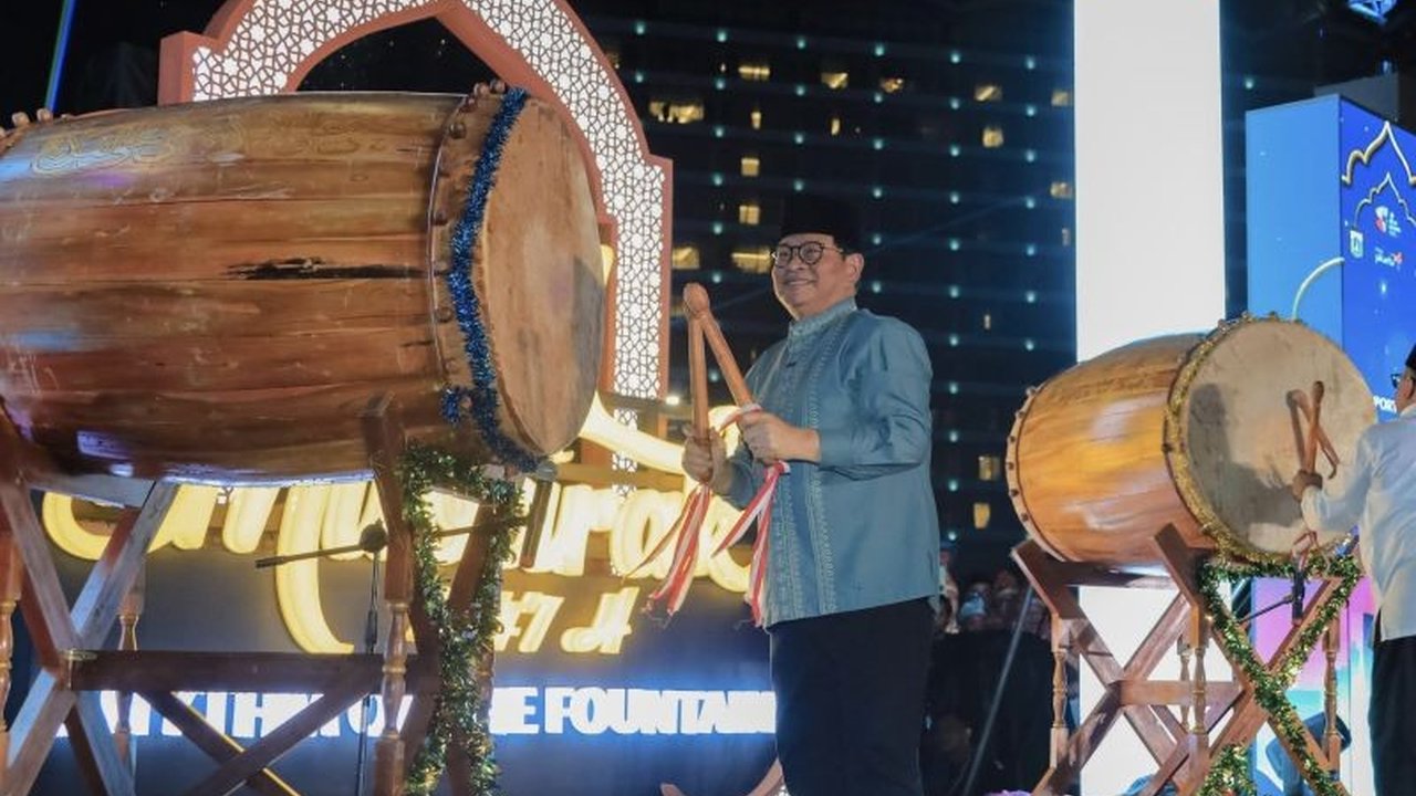 Gubernur DKI Jakarta Pramono Anung Wibowo menggelar Jakarta Bedug Kolosal di Bundaran HI sebagai upaya memperkuat kebersamaan dan harmoni sosial di Ibu Kota, sekaligus menjadi puncak rangkaian Eid Mubarak Jakarta.