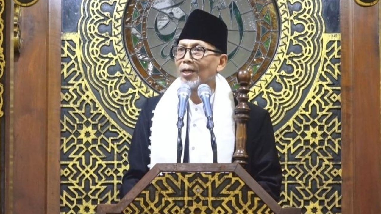 Imam Besar Masjid Nasional Al-Akbar Surabaya (MAS) menyerukan umat Islam untuk menjadi Muslim Berdampak setelah Ramadhan, berkontribusi positif bagi masyarakat luas.