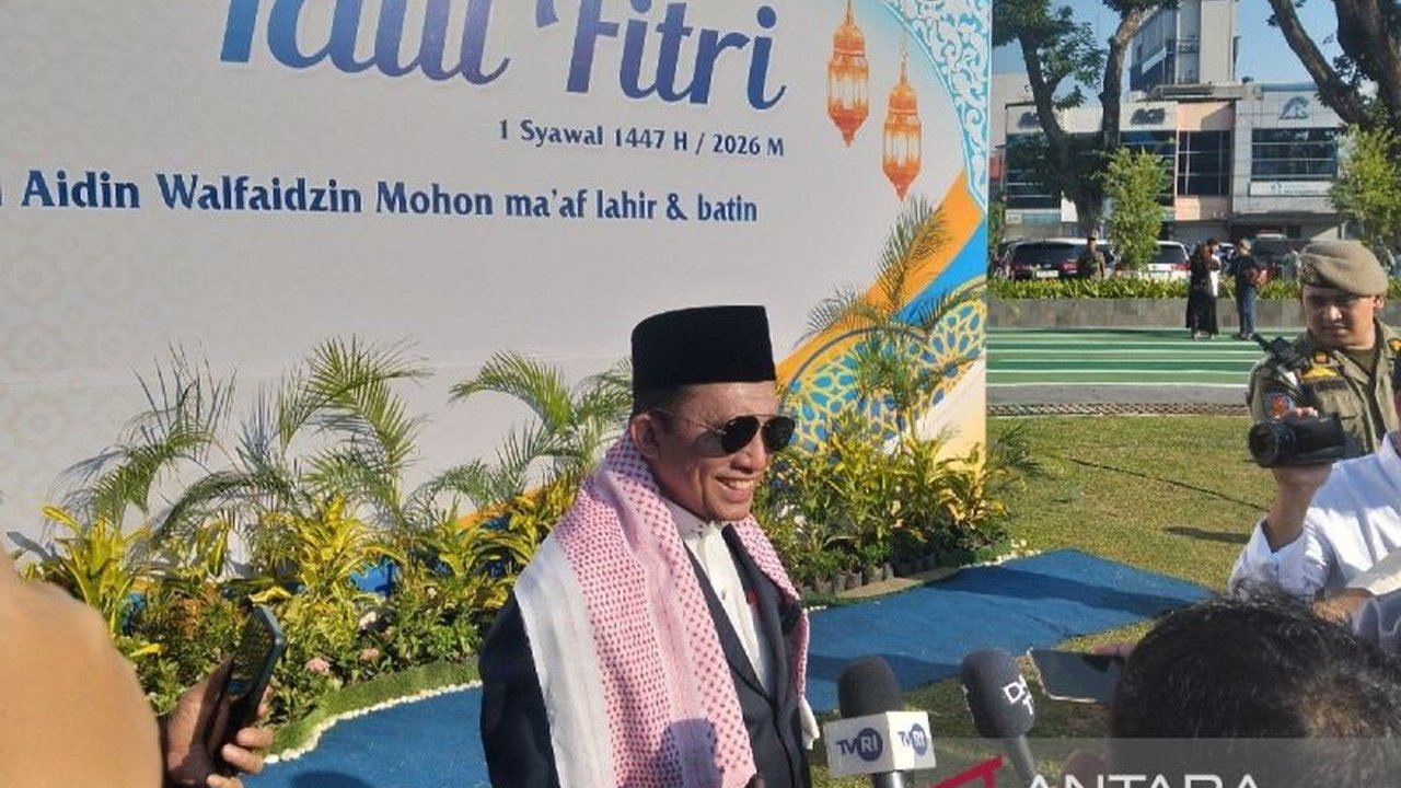Khatib Idul Fitri 1447 Hijriah, Tifatul Sembiring, menyerukan umat Islam di Medan untuk terus memanjatkan doa untuk Indonesia agar terhindar dari musibah dan bencana.