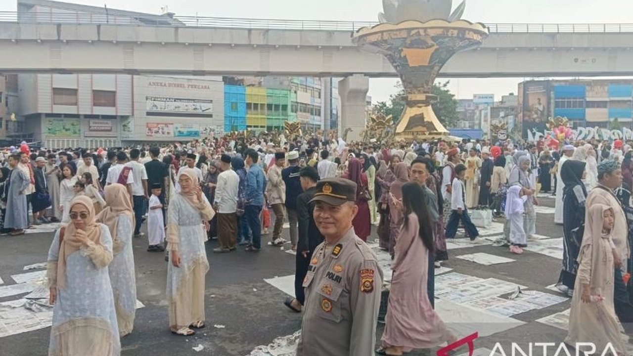 Polda Sumsel amankan Shalat Ied di 9.532 masjid yang tersebar di 17 kabupaten dan kota, mengerahkan ribuan personel untuk memastikan umat Islam dapat beribadah dengan aman dan khidmat selama Idul Fitri 1447 H.