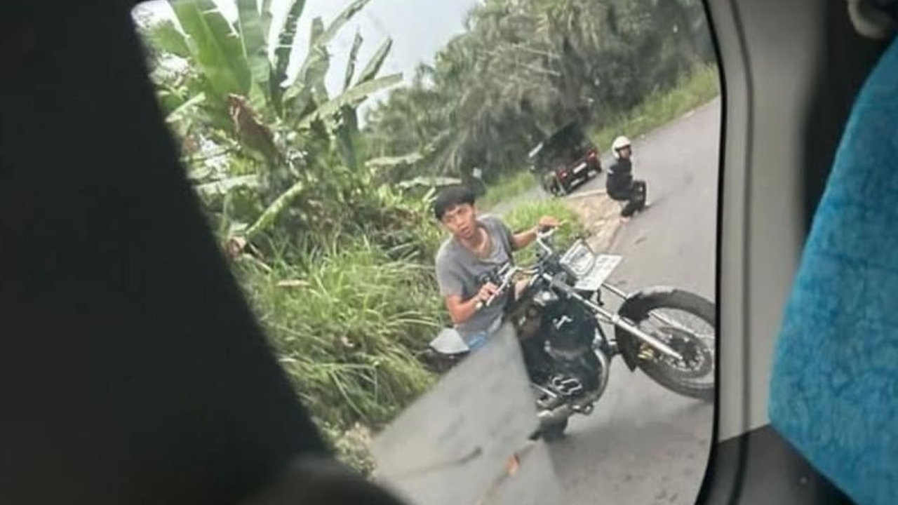 Polres Rejang Lebong mengerahkan seluruh jajaran untuk memburu pelaku begal yang beraksi di Jalan Lintas Bengkulu-Sumsel, sekaligus memperketat pengamanan jelang mudik Lebaran.